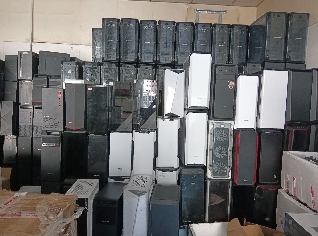 深圳二手電腦回收:專業(yè)公司的品質(zhì)之選(圖2) 深圳二手電腦回收:專業(yè)公司的品質(zhì)之選(圖2)