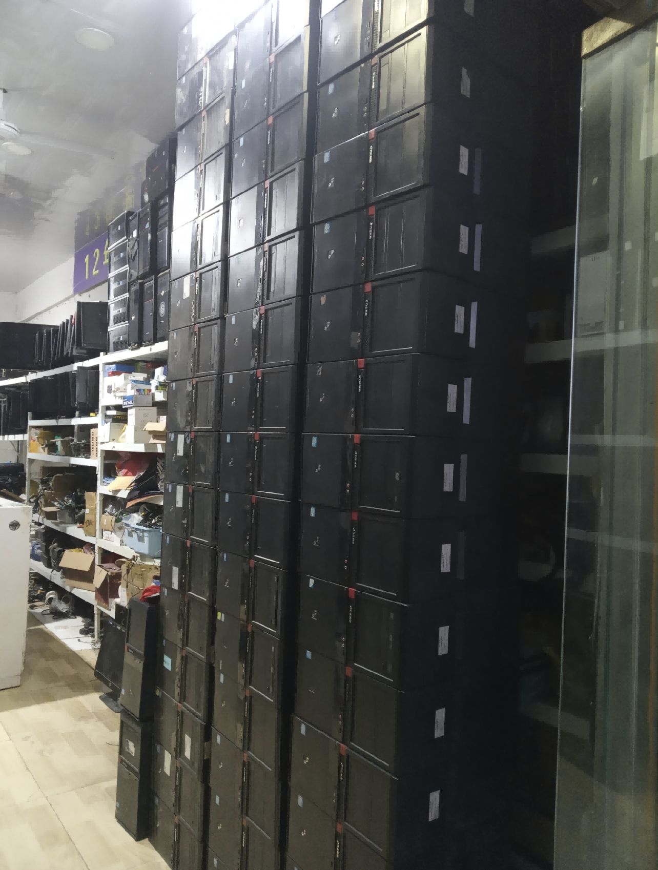 廣州越秀區辦公服務器回收福利!六喜1小時上門估價簽合同(圖4) 廣州越秀區辦公服務器回收福利!六喜1小時上門估價簽合同(圖4)