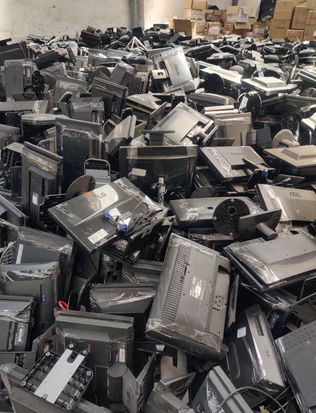 東莞筆記本電腦回收,游戲本九福也愛(圖1) 東莞筆記本電腦回收,游戲本九福也愛(圖1)