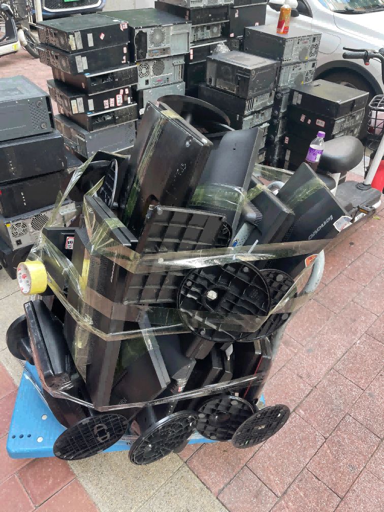 電腦整機(jī)、顯示器回收,廣州上門服務(wù)超便捷(圖1) 電腦整機(jī)、顯示器回收,廣州上門服務(wù)超便捷(圖1)