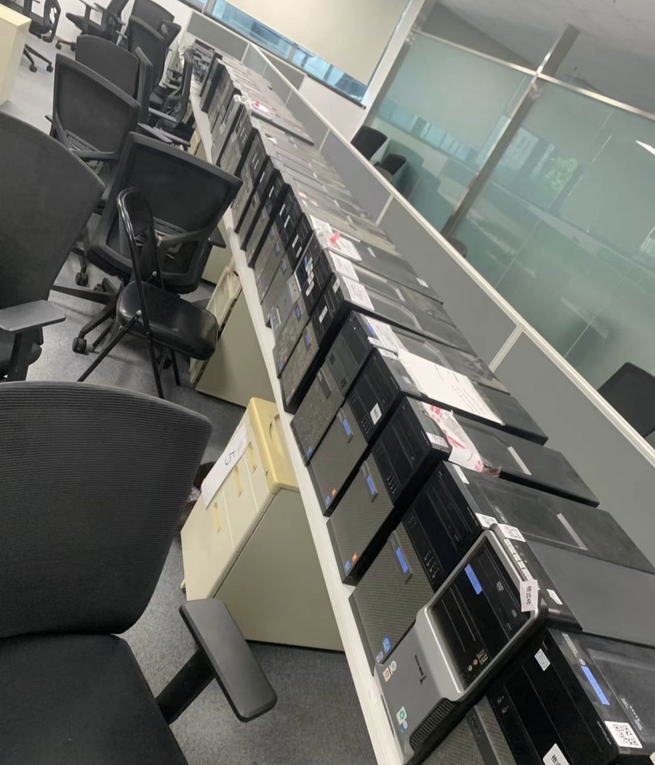 深圳二手電腦回收:專業公司的貼心呵護(圖2) 深圳二手電腦回收:專業公司的貼心呵護(圖2)