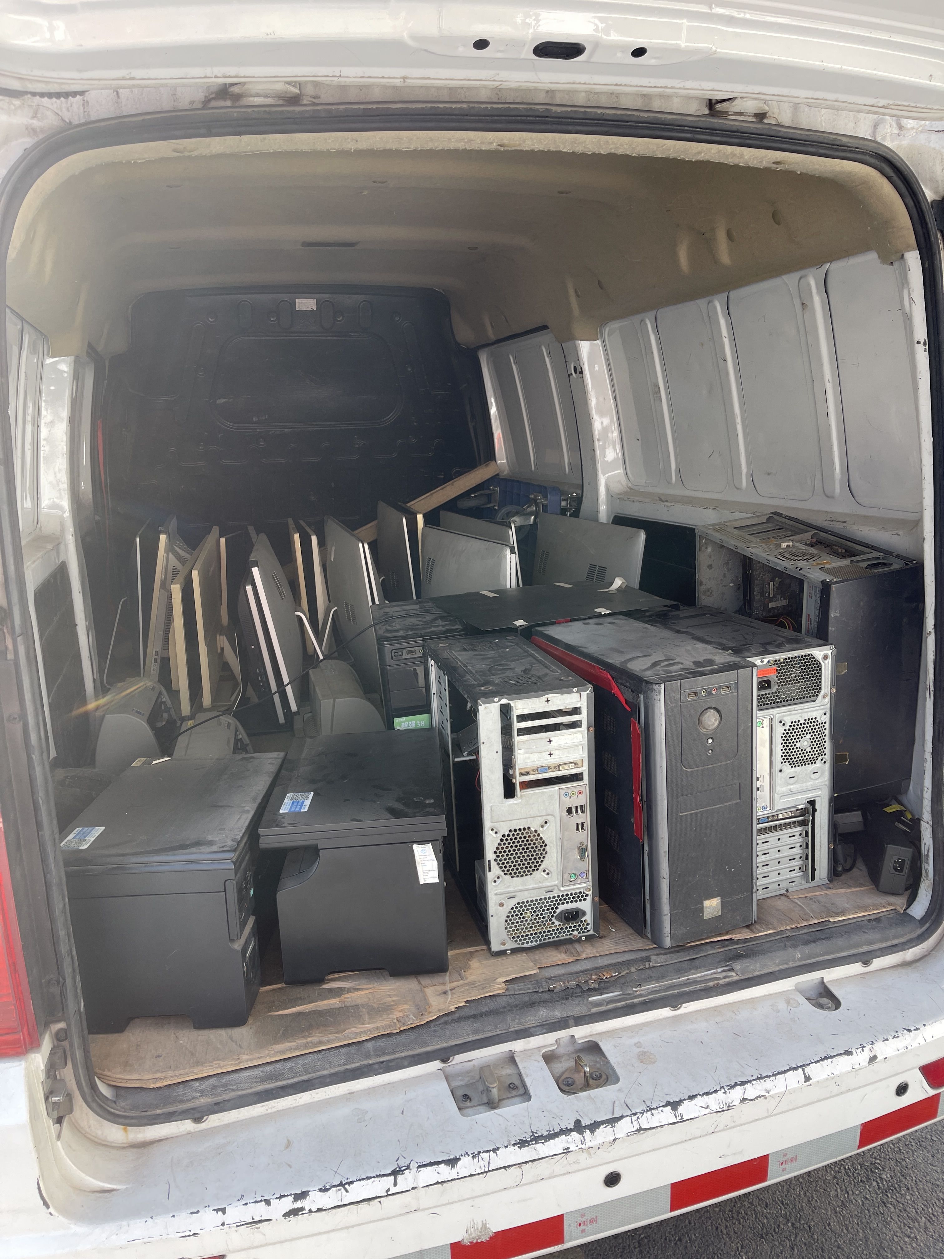 廣州高價上門收舊電腦！量大價更高，1小時極速響應(圖3)