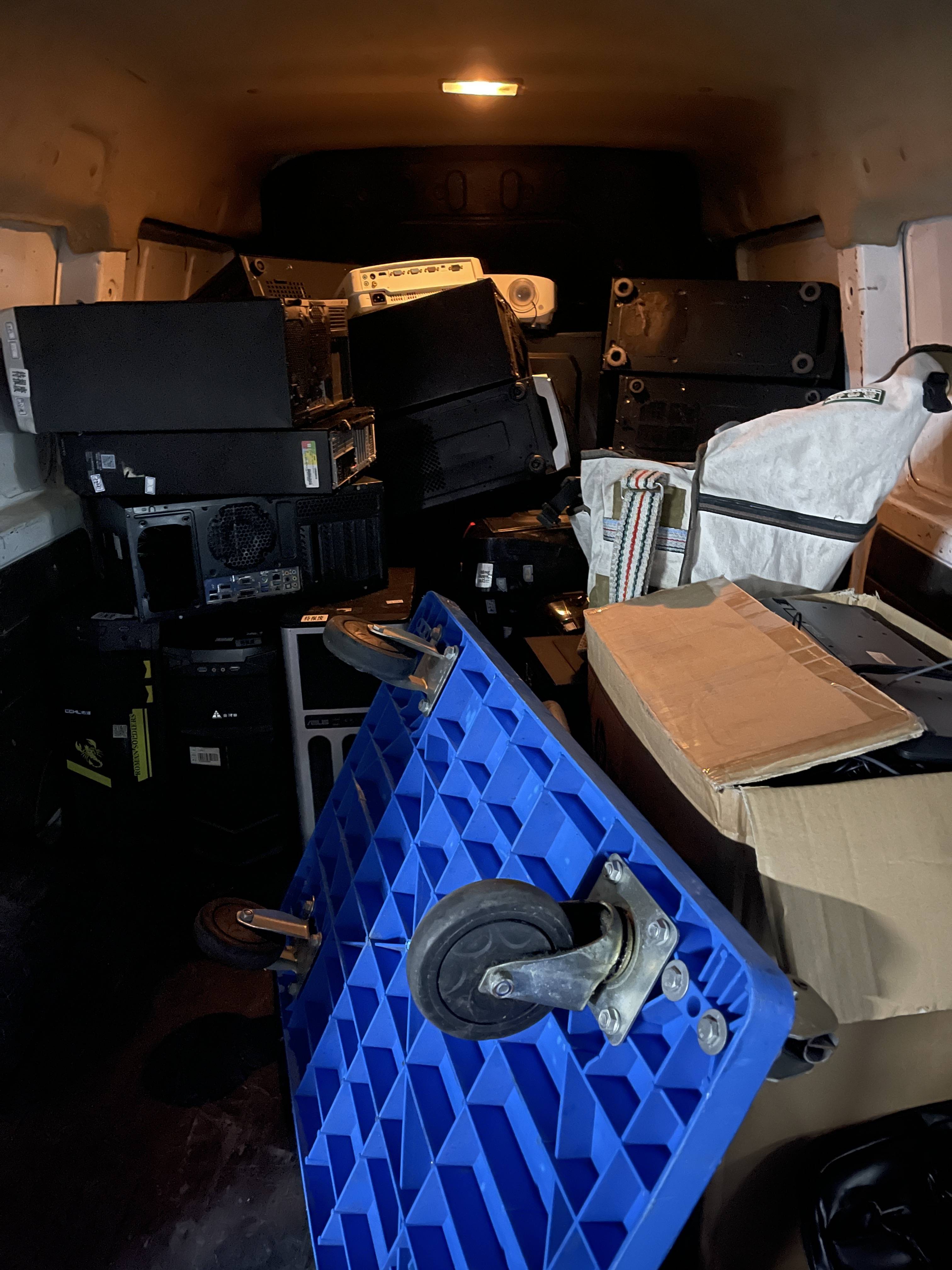 東莞高配置電腦回收市場,這家公司啥地位?(圖1) 東莞高配置電腦回收市場,這家公司啥地位?(圖1)