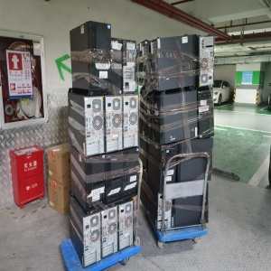 別處增值像擠牙膏，深圳服務似噴泉，收益噴薄而出接都接不住